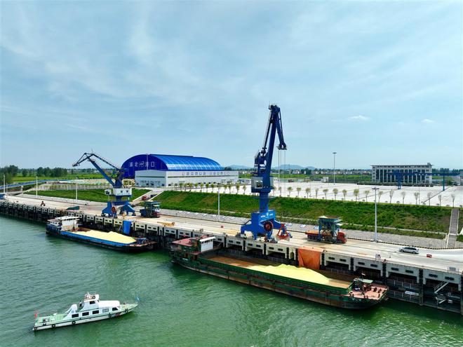 “漢江黃金水道”催生就業(yè)新機(jī)遇襄陽(yáng)首個(gè)內(nèi)河船員培訓(xùn)班開班(圖2)