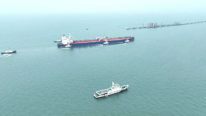 安“薪”過(guò)大年欽州海事局高效幫助船員解決一外輪欠薪130余萬(wàn)元(圖2)