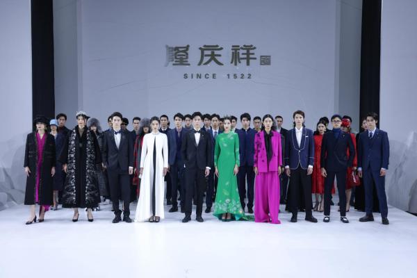 酷特智能：公司可根據(jù)客戶需求定制個性化的服裝產(chǎn)品滿足不同客戶的個性化需求(圖1)