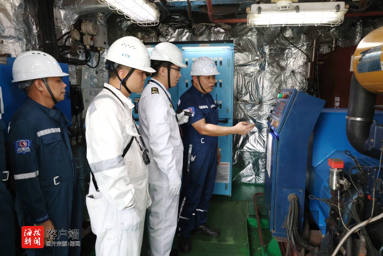 瓊粵桂海事部門完成“五一”節(jié)前瓊州海峽客滾船專項安檢行動(圖2)