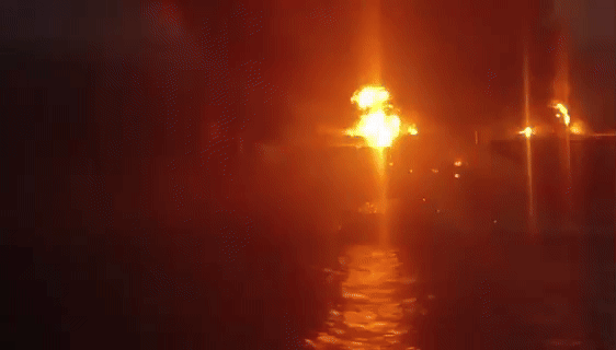 新加坡貨船在印度海域爆炸中國(guó)船員10人獲救最新細(xì)節(jié)曝光(圖1)